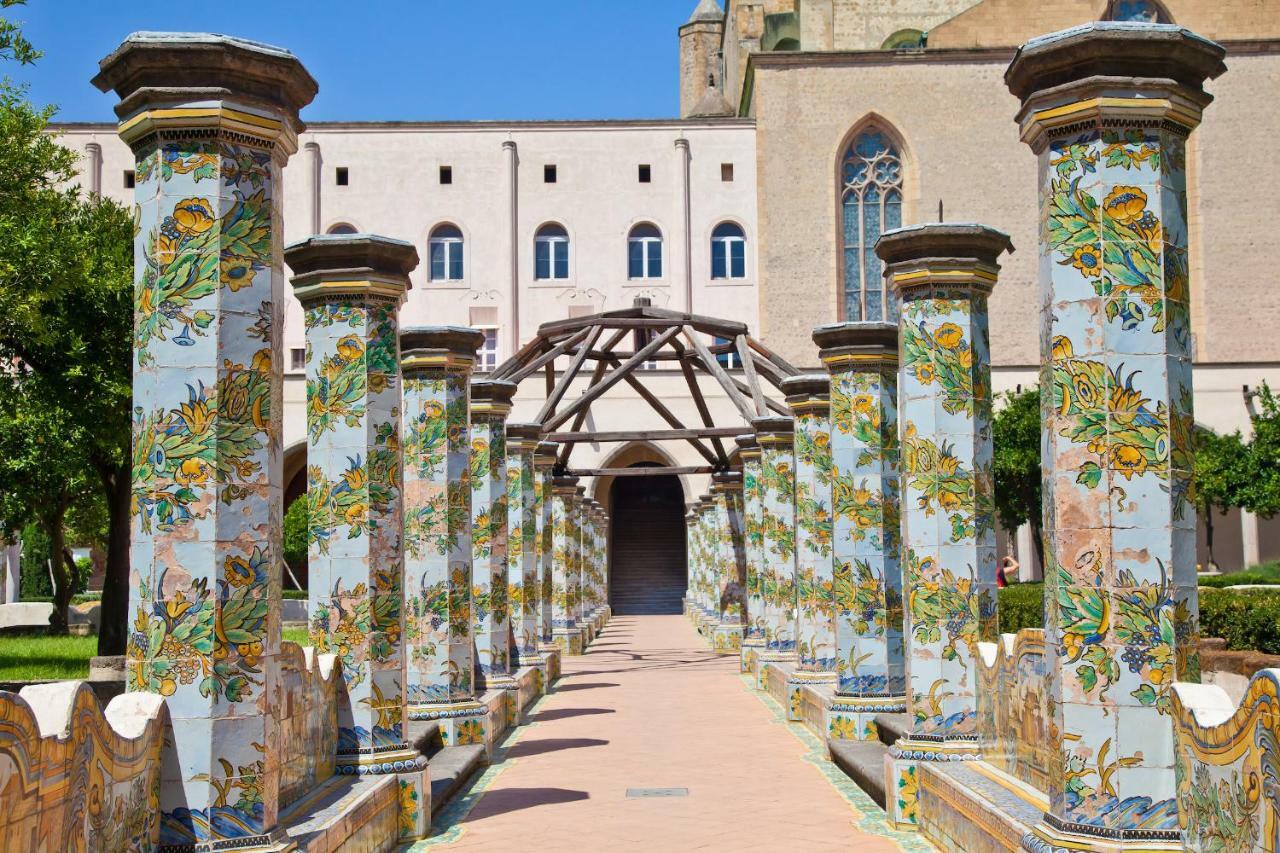 Palazzo Bevilacqua Napoli B&B エクステリア 写真